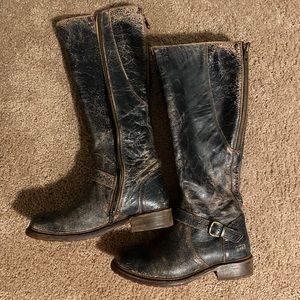 Bedstu Glaye, Black Lux Riding Boots